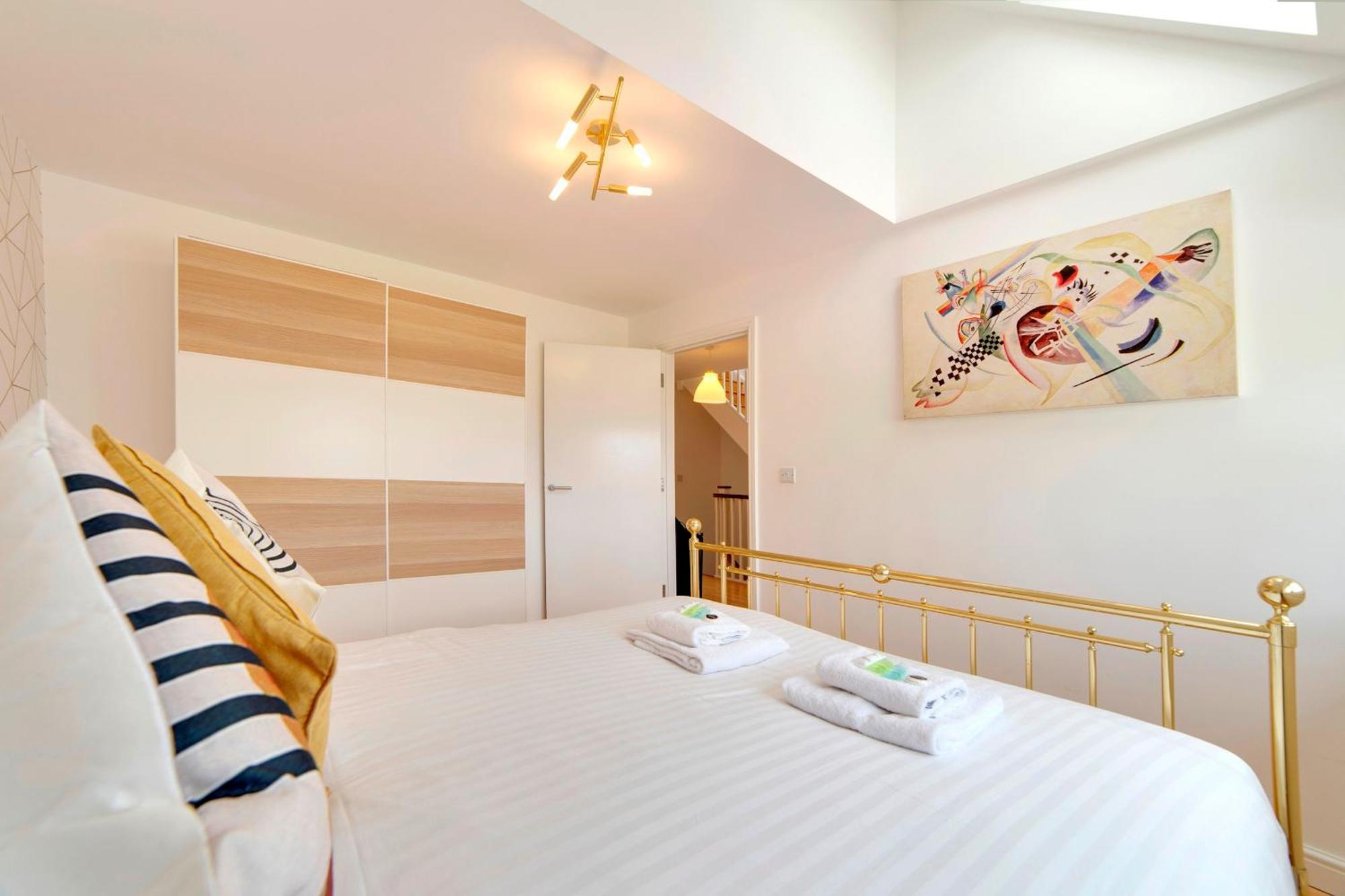 Casa de férias Pass The Keys 49 Byron Square Modern And Spacious 3 Bed With Free Parking